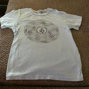 Light blue T